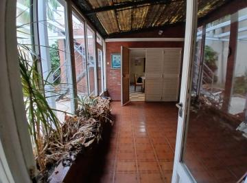 Casa · 205m² · 6 Ambientes · 2 Cocheras · Venta | Casa | Banfield Oeste | Zona Super Residencial