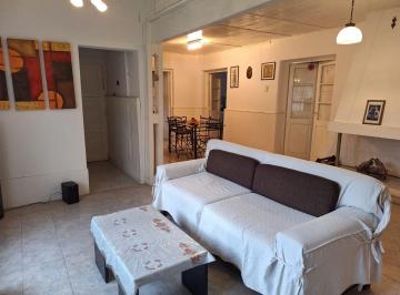 Casa de 5 ambientes, Jesús Nazareno · Hermosa Casa