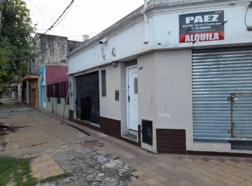 Local comercial de 1 ambiente, La Plata · Local Sobre Av 60 E/ 144 y 145 en Alquiler Salon de 4 m de Fte por 6 m de Fdo Sin Expensas.