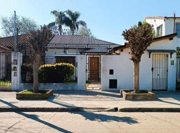 Casa · 110m² · 3 Ambientes · Hermosa Casa en Venta + Monoambiente Dorrego Al 300 - Muñiz