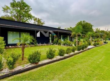 Casa · 600m² · 3 Ambientes · 1 Cochera · Casa en Venta en Pilar, G. B. a. Zona Norte, Argentina