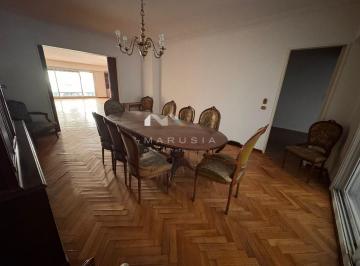 Departamento · 243m² · 5 Ambientes · 2 Cocheras · Venta, Departamento 5 Ambientes, con 4 Dorm. Mas Dependencia y 2 Cocheras Ubicado en Recoleta