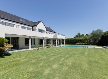 Casa · 579m² · 7 Ambientes · 1 Cochera · Casa Chalet en Venta en Ayres de Pilar, Pilar, G. B. a. Zona Norte