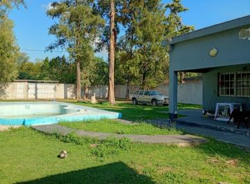 Quinta vacacional · 55m² · 3 Ambientes · Moreno - Casa Quinta 3 Ambientes - Hogar - Hodromasaje - Pileta - Parrilla - La Reja