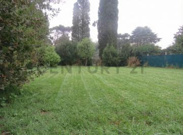Quinta vacacional · 110m² · 3 Ambientes · 2 Cocheras · Venta Casa Quinta 3 Amb Gran Parque Oportunidad Única! Gral Rodriguez