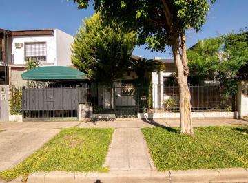 Casa · 124m² · 3 Ambientes · Casa en Venta 3 Ambientes Oportunidad Hurlingham
