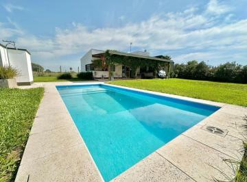 Casa de 3 ambientes, Puerto Tirol · Gran Casa de Fin de Semana (Loteo La Martina) Puerto Tirol