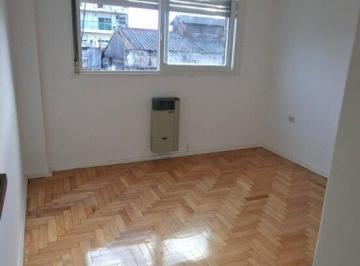 Departamento · 40m² · 2 Ambientes · Balvanera - Alquiler 2 Amb. Imperdible!