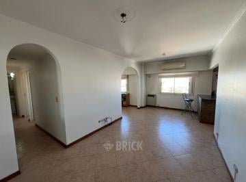 Departamento · 60m² · 3 Ambientes · Av Avellaneda Al 2100 - T/al Cfte Impecable V/panoramica Todo Sol Gran Living