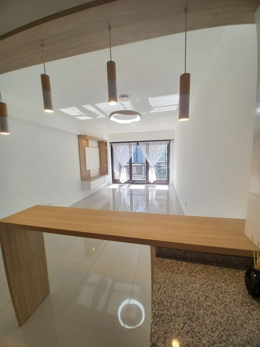 Departamento reciclado a nuevo, 3 amb, 66m² con balcón — Centro