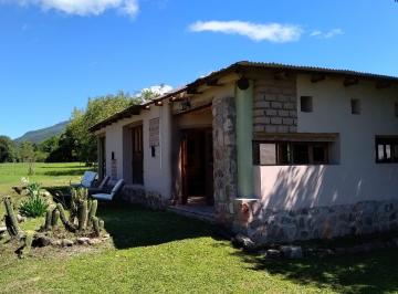 Casa en Venta de 10 ambientes  · Vendo Inmueble Ideal Hostal