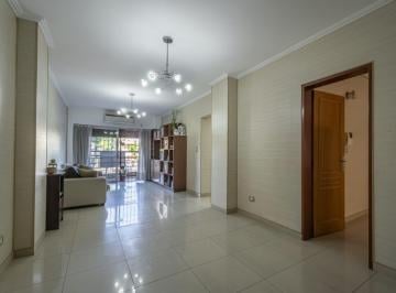 Departamento · 84m² · 4 Ambientes · 1 Cochera · Departamento 4 Ambientes en Venta con Balcón Al Frente y Cochera Cubierta en Wilde Centro