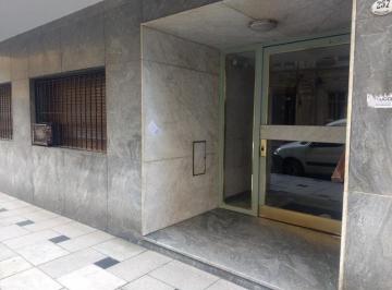 Departamento de 3 ambientes, Balvanera · Ayacucho 257 * Tres Amb. con Dependencia - Amplio Balcón y Lavadero Cubierto