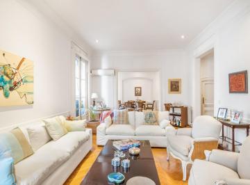 Departamento · 240m² · 6 Ambientes · Impecable 6 Ambientes en Esquina Av Las Heras y Rodríguez Peña - Excelente Ubicacion