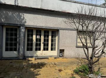 Terreno · 173m² · 4 Ambientes · 1 Cochera · Casa en Paternal 4 Ambientes - a Refaccionar
