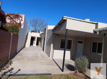 Casa · 420m² · 3 Ambientes · 2 Cocheras · Casa en Venta - 1 Departamento - Local - Ituzaingó