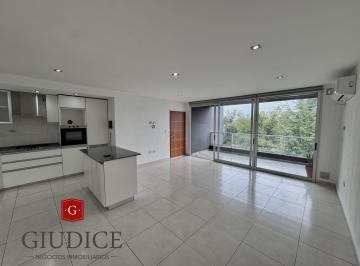 Departamento · 120m² · 5 Ambientes · 1 Cochera · Alquiler Departamento 5 Ambientes con Jacuzzi