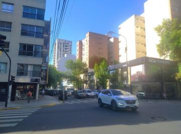 Departamento de 3 ambientes, Boedo · Hermoso 3 Amb + Baño y Toilette con Amplio Balcon Al Contrafrente. Mucha Luz.