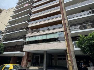 Departamento de 5 ambientes, Barracas · Departamento de 5 Ambientes con Dependencia - Av Montes de Oca Al 300