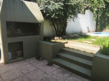 Casa · 139m² · 6 Ambientes · 2 Cocheras · Amplia Casa en Venta La Cuesta Carlos Paz!