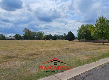 Terreno · 1320m² · Lote en Venta en Barrio Cerrado del Golf, Moreno, Francisco Alvarez