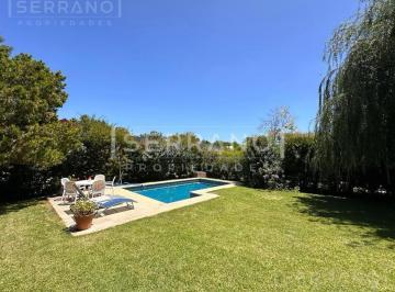 Casa · 225m² · 4 Ambientes · 4 Cocheras · Casa en Venta en La Delfina, Pilar. Próximo Al Hospital Austral