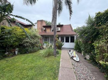 Casa de 4 ambientes, Esteban Echeverría · Hermosa Casa en Venta 4 Ambientes en Excelente Zona!