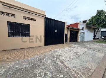Oficina comercial · 258m² · 4 Ambientes · 3 Cocheras · Venta Casa 5 Ambientes Garage Patio y Terraza Caseros