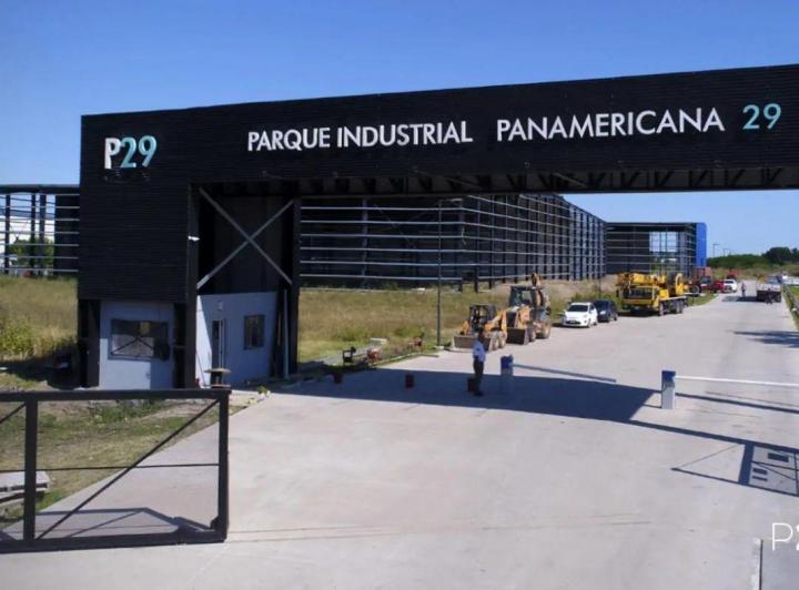 Bodega-Galpón · 4216m² · 20 Cocheras