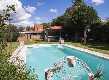 Casa · 98m² · 3 Ambientes · 1 Cochera · Casa en Venta - La Falda - Oportunidad