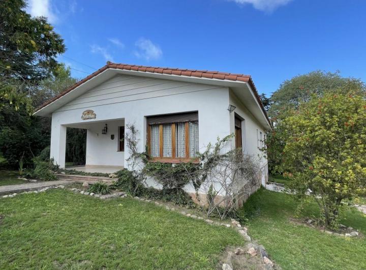 Casa · 198m² · 4 Ambientes · 1 Cochera