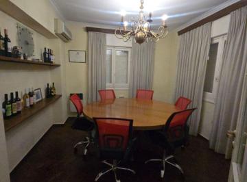 Casa de 7 ambientes, Godoy Cruz · Casa en Barrio Bombal - Oportunidad