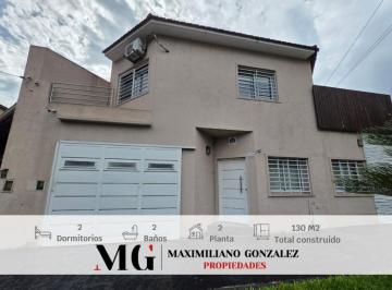 Casa · 130m² · 3 Ambientes · 1 Cochera · Casa Venta Banfield - Lomas de Zamora