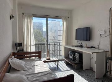 Departamento · 38m² · 2 Ambientes · Venta Departamento 2 Ambientes con Balcon Saliente. Zona Plaza Colon