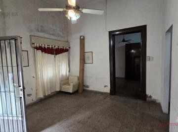 Casa · 130m² · 4 Ambientes · Venta Casa 4 Ambientes Quilmes