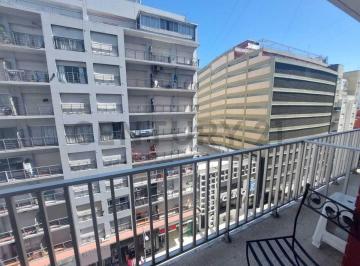 Departamento · 26m² · 1 Ambiente · Venta Departamento 1 Ambiente a La Calle C/balcón Saliente. Zona Centro