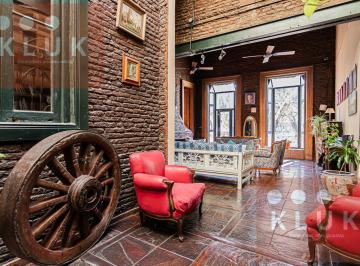 Casa · 300m² · 6 Ambientes · Casa Historica Cinco Aambientes Amplia Luminosa