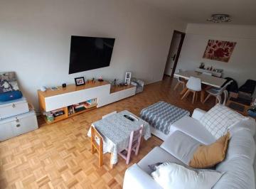 Departamento de 3 ambientes, Belgrano · Venta Departamento 3 Ambientes Piso Alto con Baulera en Belgrano R