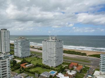 Foto1 · Vende Apartamento de 3 Dorm. en Wind Tower, Piso Alto con Vista Al Mar, Punta del Este