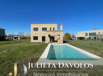 Casa · 158m² · 5 Ambientes · 2 Cocheras · Casa en Venta Puertos del Lago Barrio Araucarias - Escobar - Maschwitz