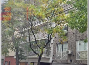 Departamento · 49m² · 3 Ambientes · 1 Cochera · Departamento 3 Ambientes Al Frente con Balcón y Cochera Cubierta! Apto Credito