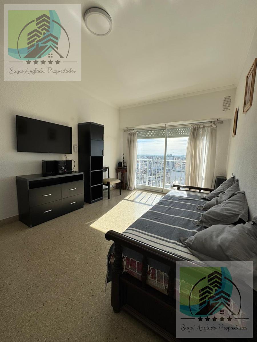Depto 2 amb, 1 dorm, 1 baño, piso 18 con vista — Entre Ríos 1808