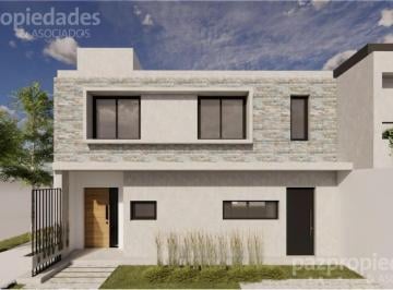 Casa · 121m² · 4 Ambientes · 1 Cochera · Venta Casas en Pozo 3 Dor. Rincon del Rio