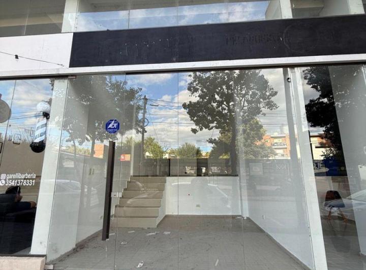 Local comercial · 38m² · 3 Ambientes