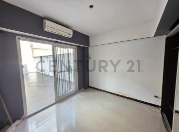 Departamento · 29m² · 1 Ambiente · Venta Monoambiente con Gran Patio y Financiación, San Nicolás
