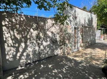 Oficina comercial · 200m² · 4 Ambientes · 5 Cocheras · Casa en Venta - Ideal Para Inversion