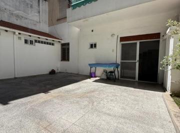 Departamento · 90m² · 3 Ambientes · 3 Ambientes con Gran Patio Pb Cfte Super Luminoso