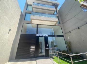 Departamento · 81m² · 4 Ambientes · 1 Cochera · Departamento en Venta en Banfield Este, Banfield, Lomas de Zamora