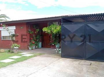 Casa · 90m² · 4 Ambientes · 2 Cocheras · Casa de 4 Ambientes en Venta Barrio Parque Florido – Escobar