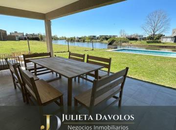 Casa · 271m² · 6 Ambientes · 2 Cocheras · Casa a La Laguna en Venta/alquiler 6 Ambientes El Canton Barrio Norte